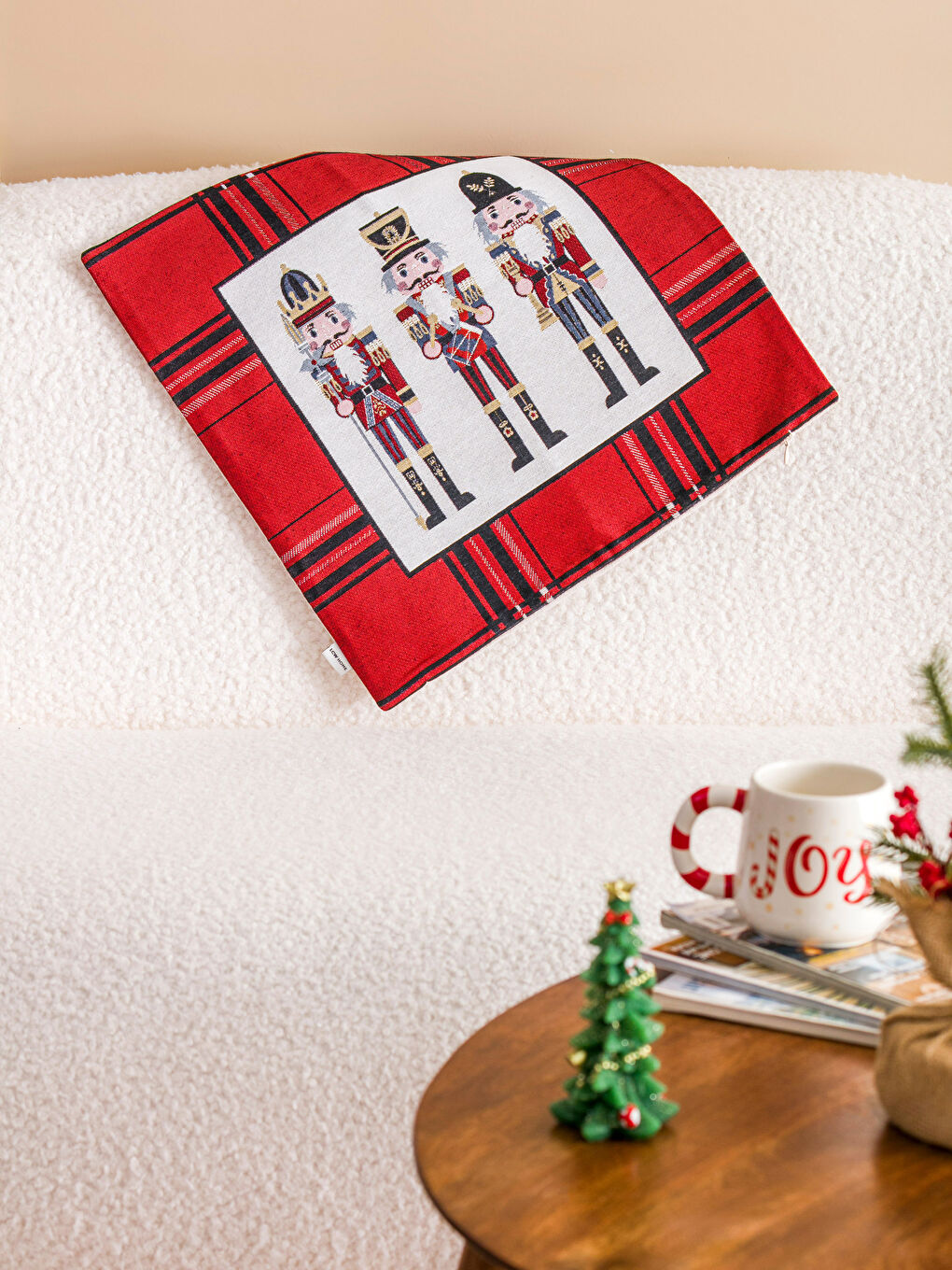 Щелкунчик принтті жастық тысы 45x45 см-1