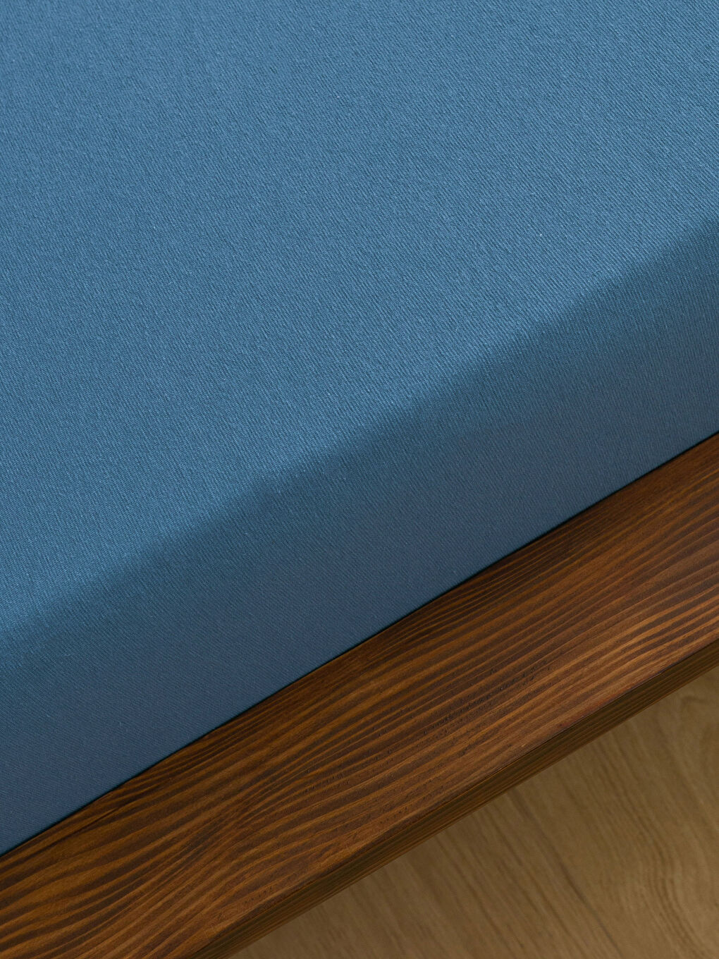 Mavi Düz Çift Kişilik Lastikli Çarşaf 160x200x30 cm-1