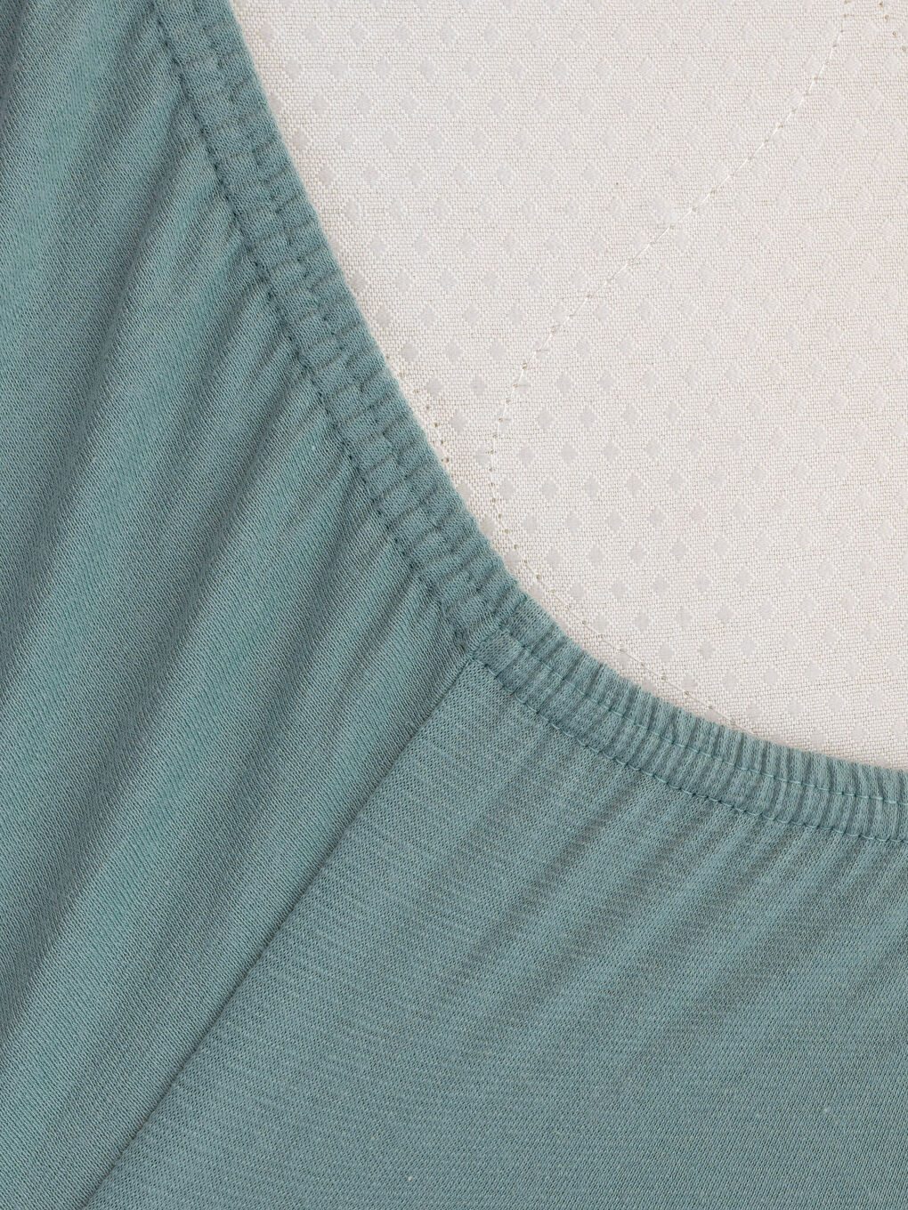 Yeşil Düz Çift Kişilik Lastikli Çarşaf 160x200x30 cm-3