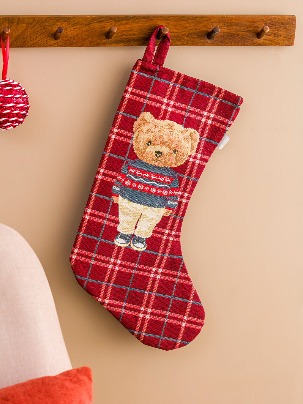 Плюшено Мече Бродиран Чорап Орнамент за Новогодишно Дърво-1