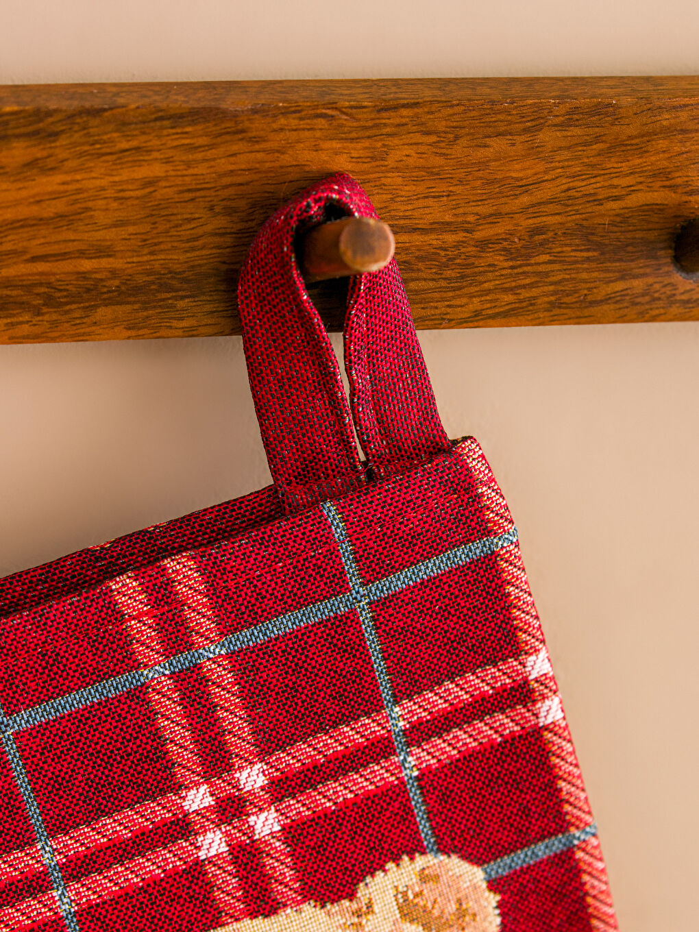 Плюшено Мече Бродиран Чорап Орнамент за Новогодишно Дърво-3