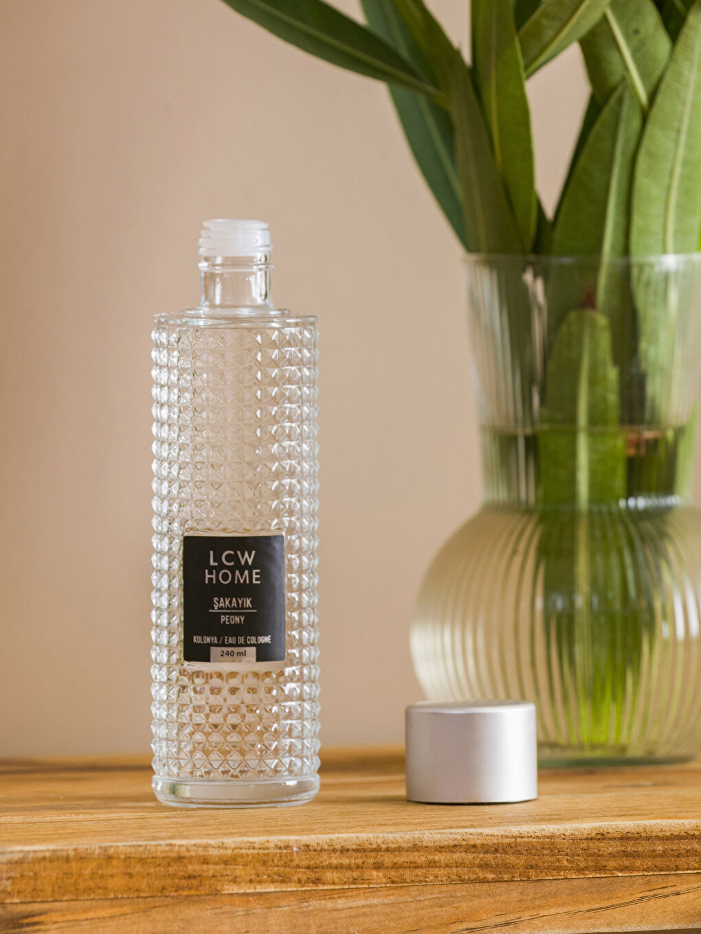 Şakayık Kokulu Kolonya 240 ml-1