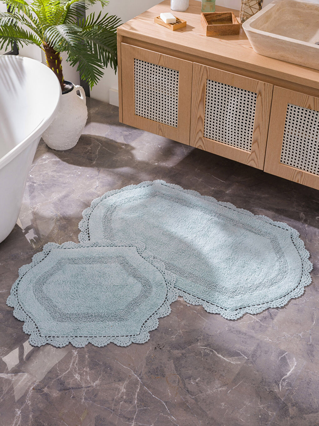 Lace Detailed Bath Mat 2 Pack