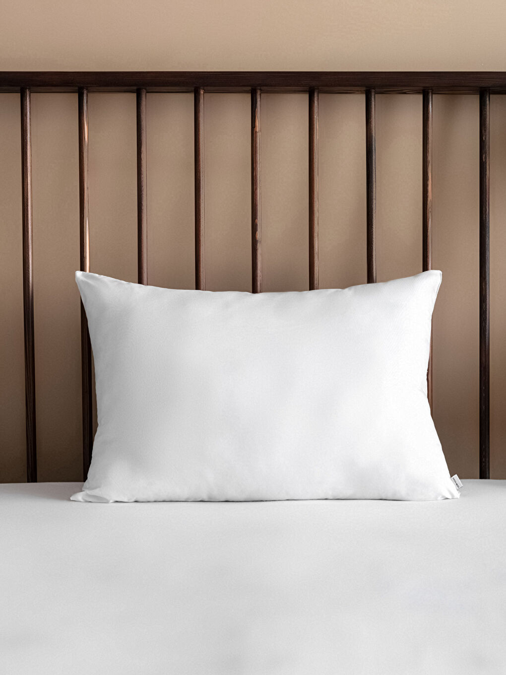 Beyaz Mikrofiber Yastık 50x70 cm-1