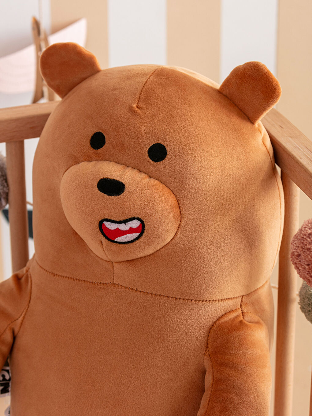 Kahverengi We Bare Bears Figürlü İç Dolgulu Bebek Kırlent 50 cm-2