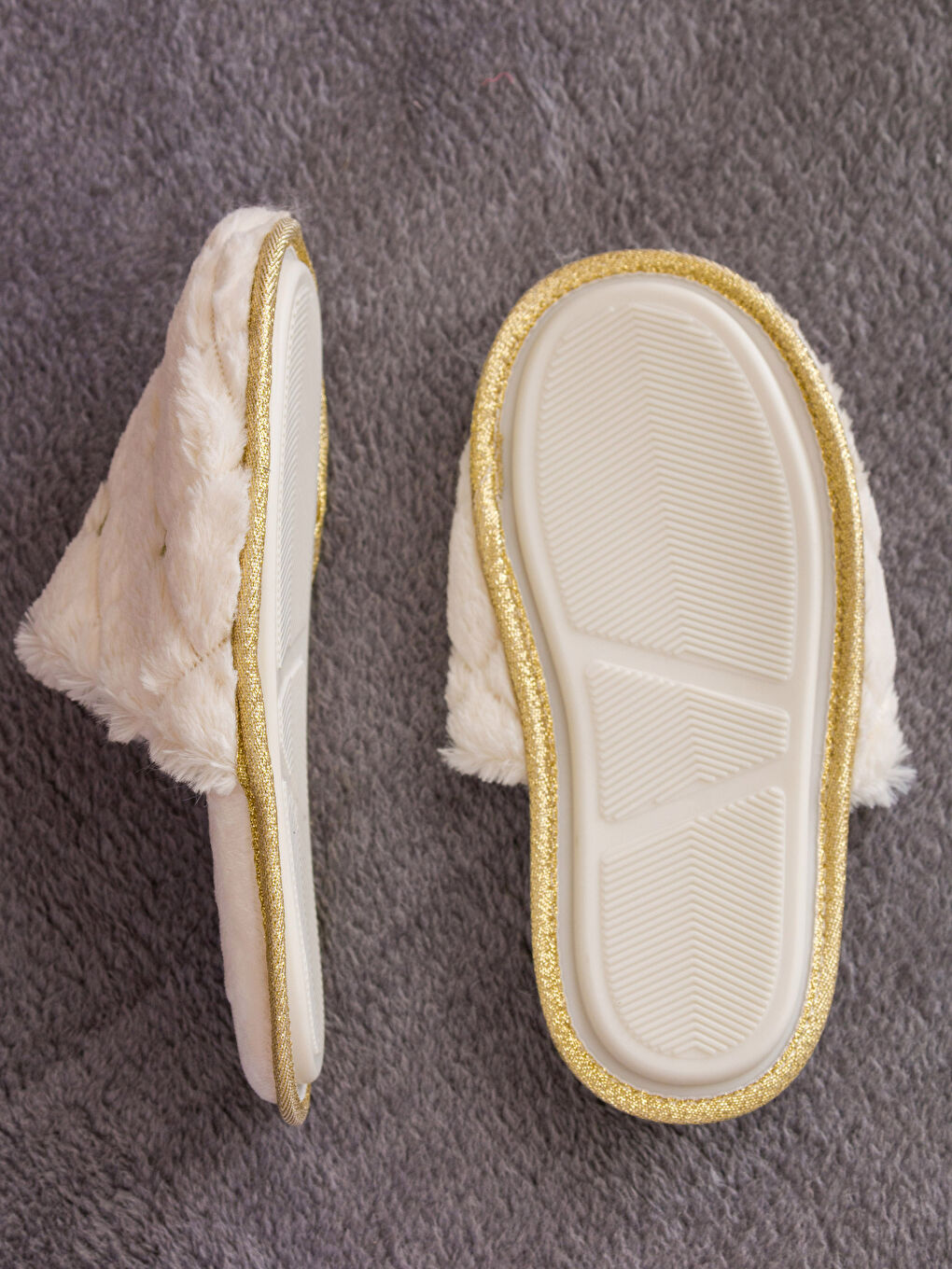 Ekru Yıldız Nakışlı Kadın Ev Terliği-3