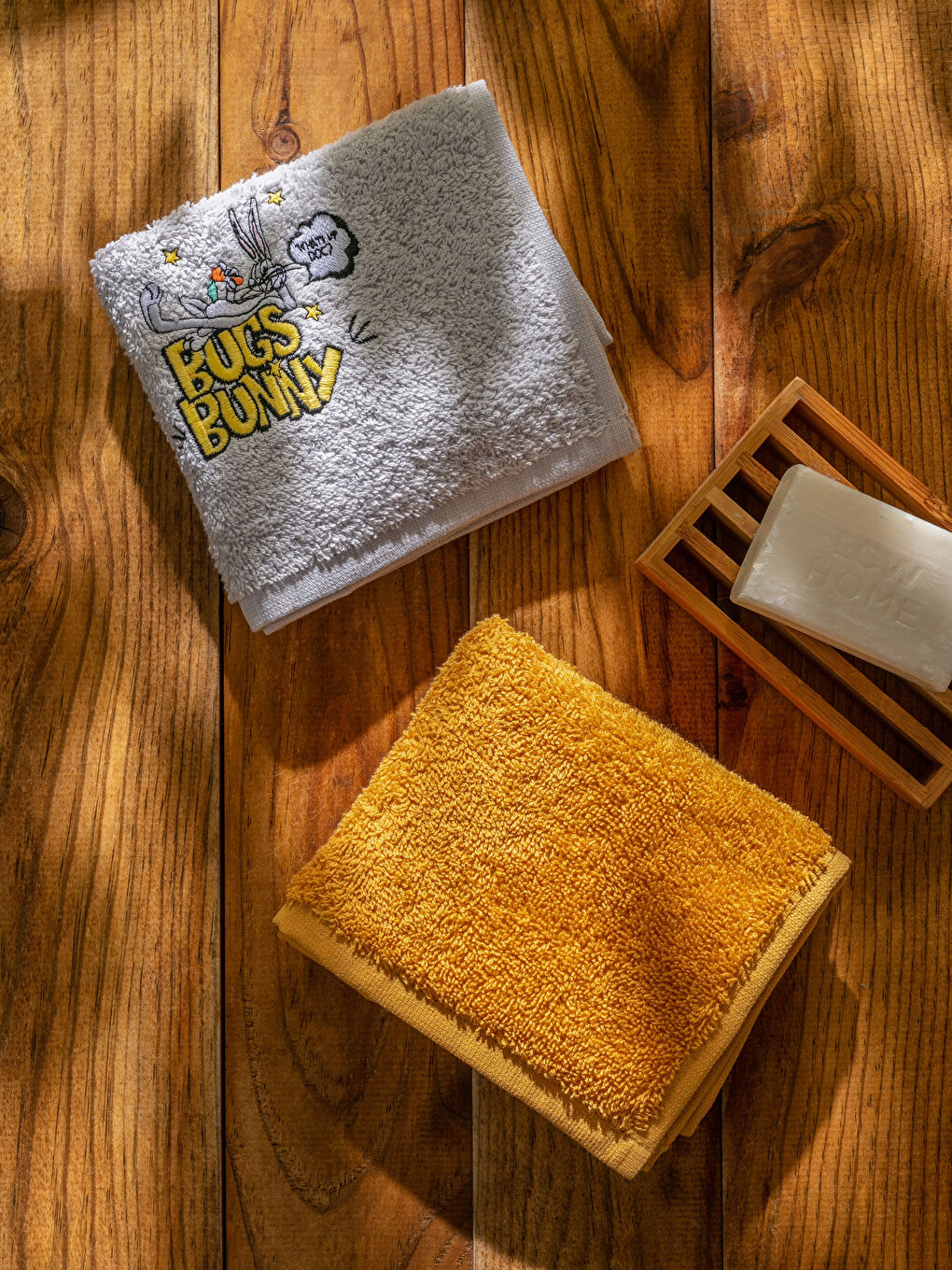 Serviette d'invité Brodée Bugs Bunny Lot de 2 30x50 cm-2