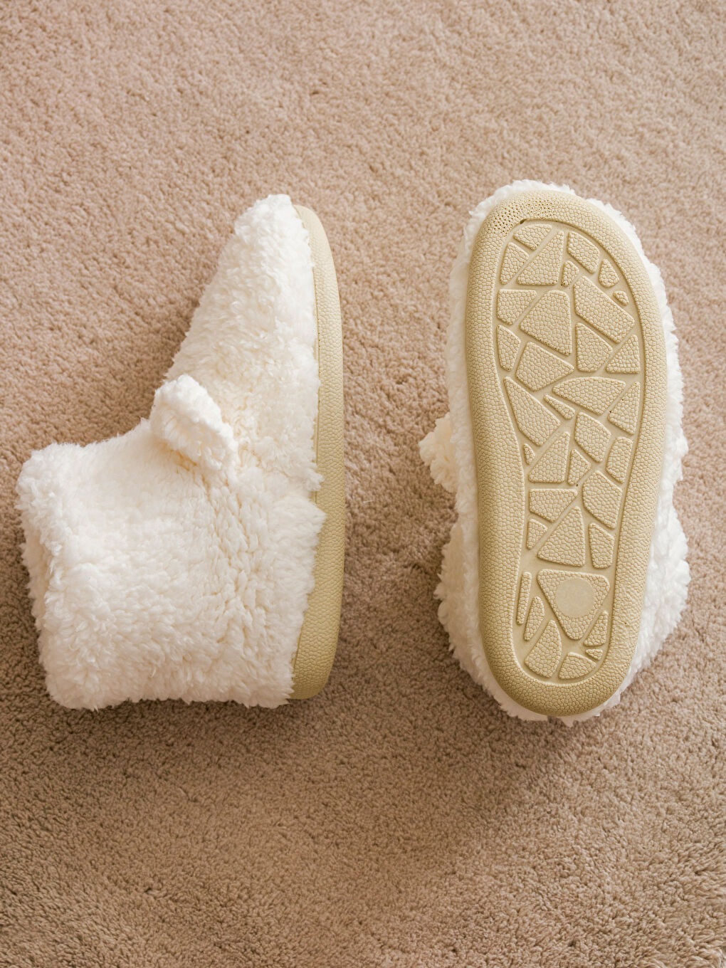 Ekru Düz Pelüş Kadın Ev Botu-3