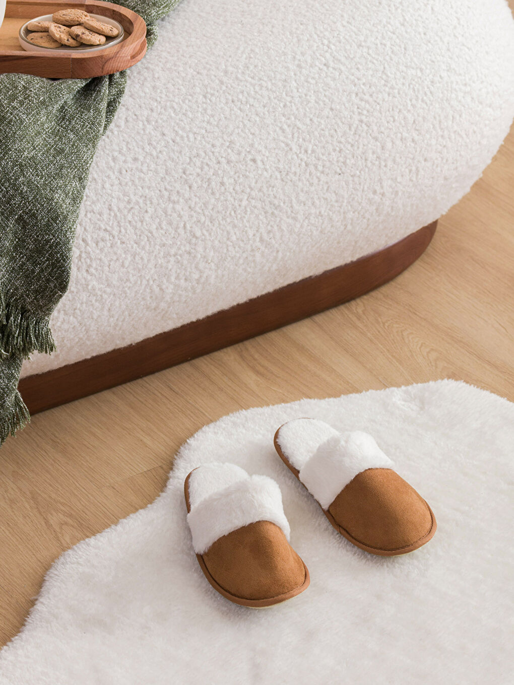 Closed Front Plush Women's House Slippers