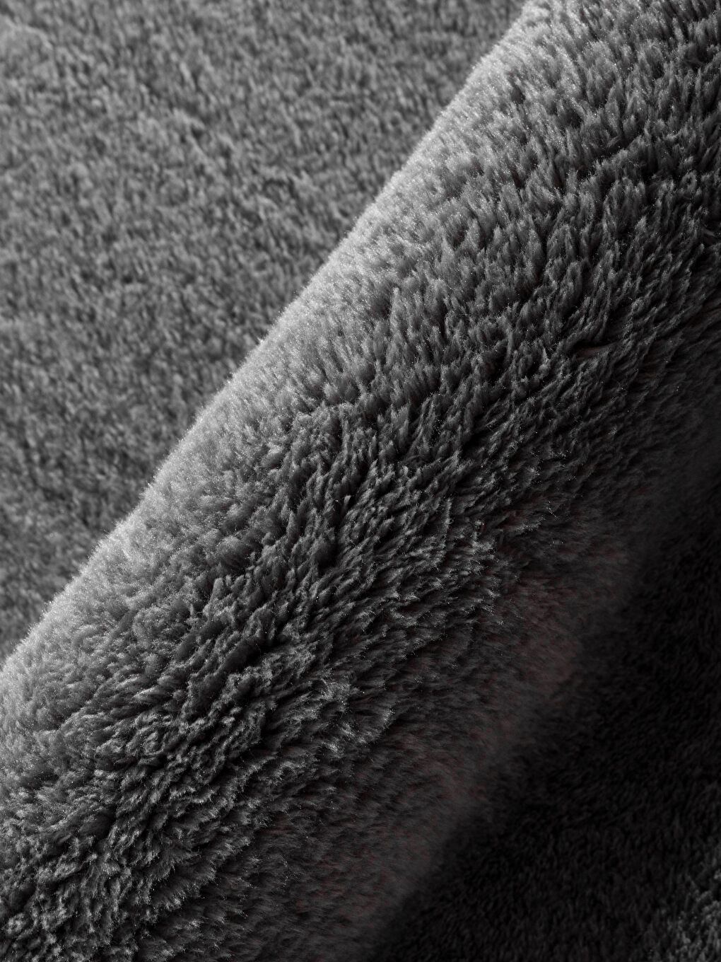 LCW HOME Fluffy Carpet 80x150 cm -W3EF13Z8-SRV