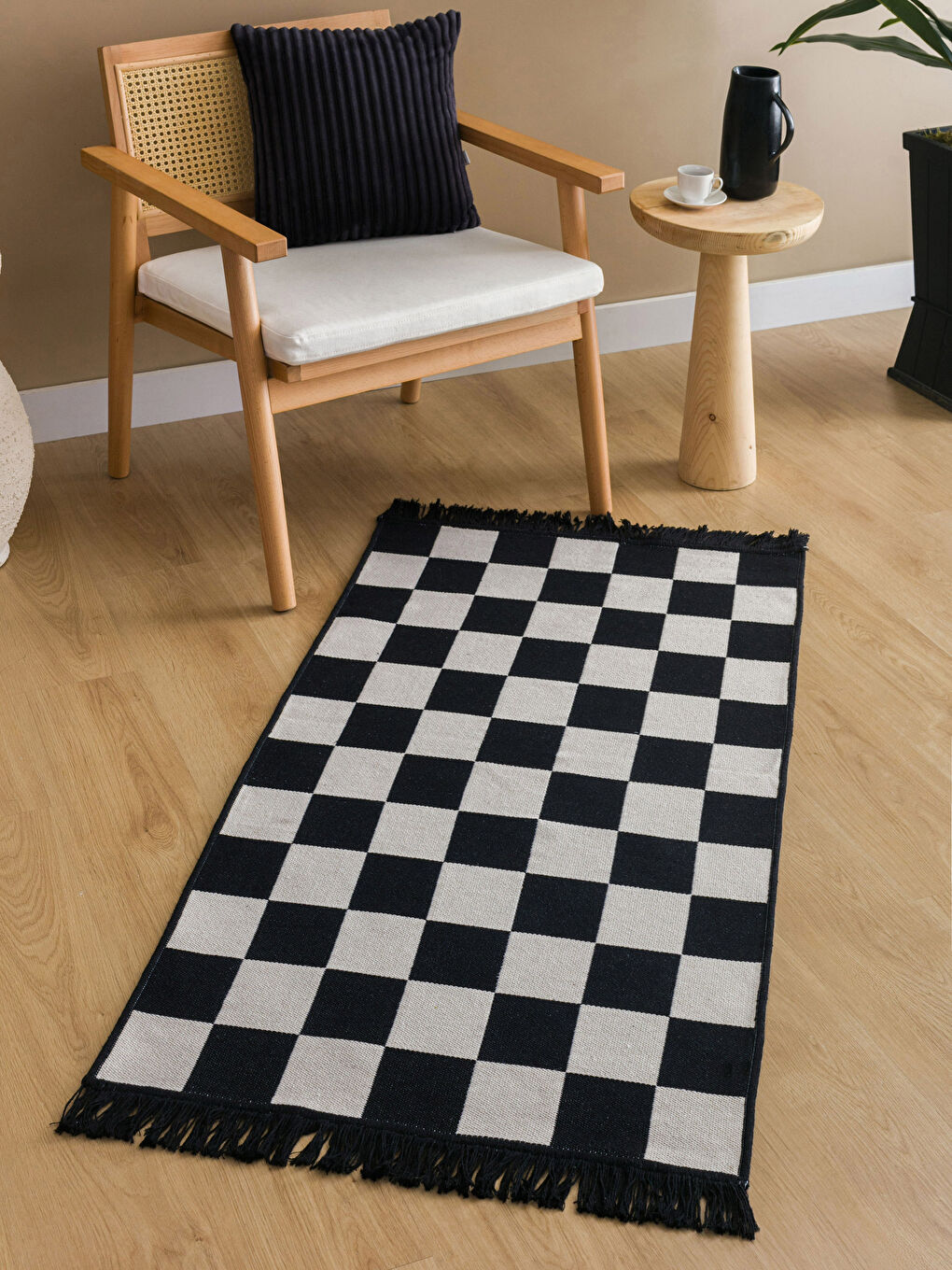 Karışık Saçaklı Desenli Halı 70x140 cm-1