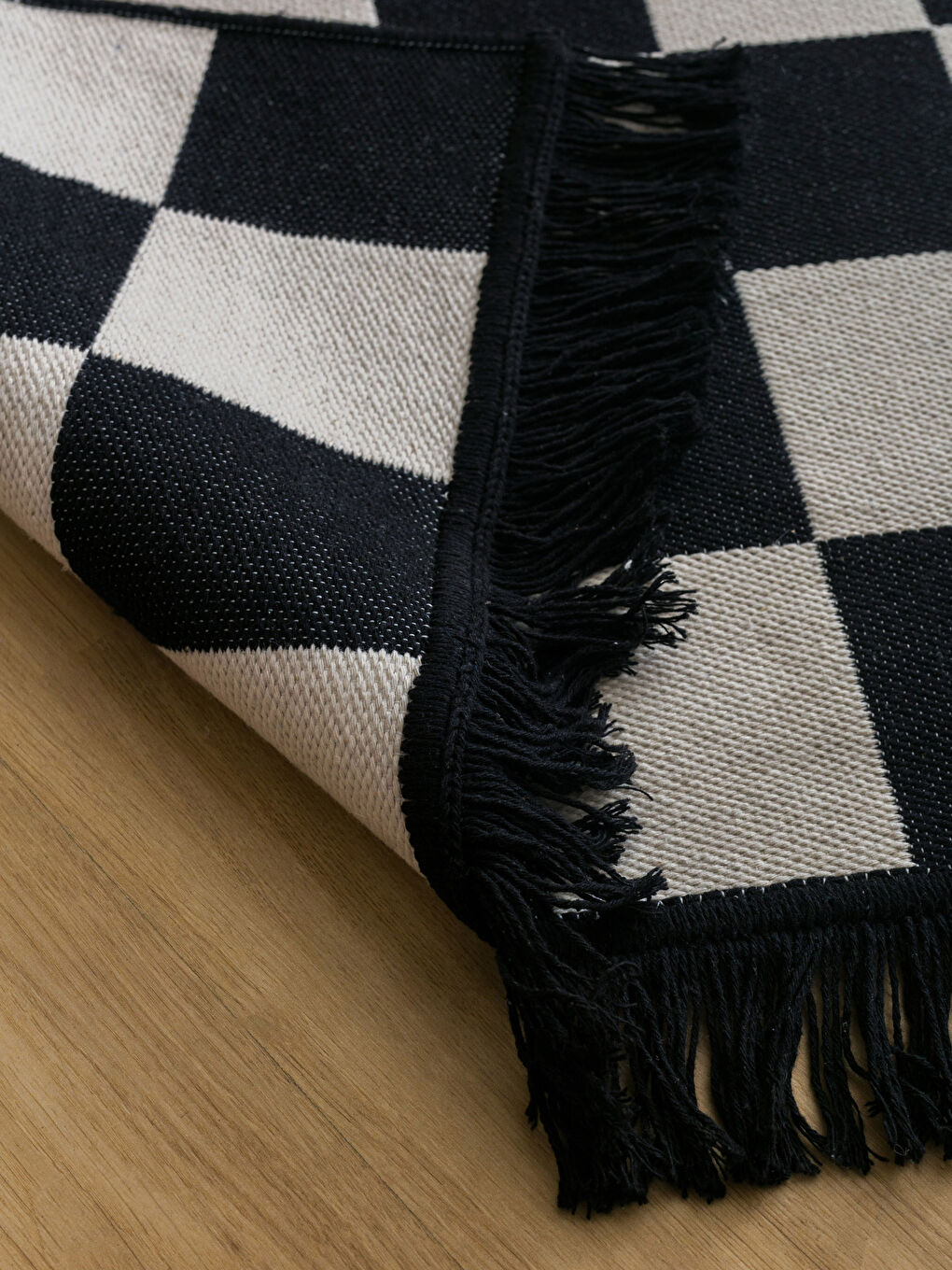 Karışık Saçaklı Desenli Halı 70x140 cm-2