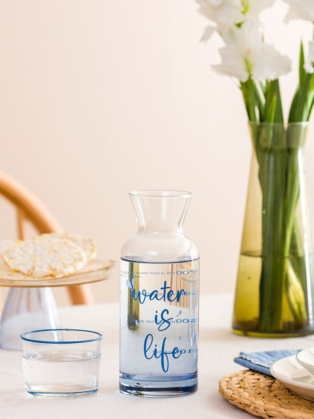 Mavi Bardak Kapaklı Cam Karaf Sürahi 700 ml