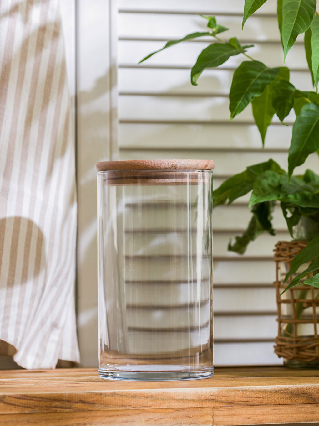 Renksiz Ahşap Kapaklı Cam Saklama Kabı-1