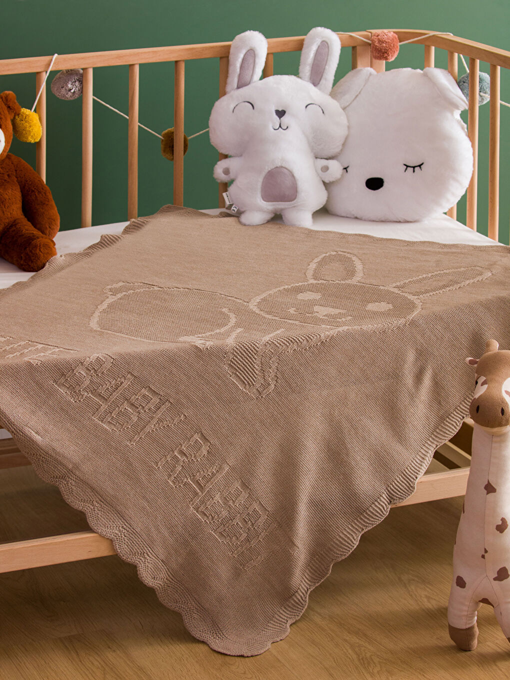 Kahverengi Desenli Bebek Battaniyesi