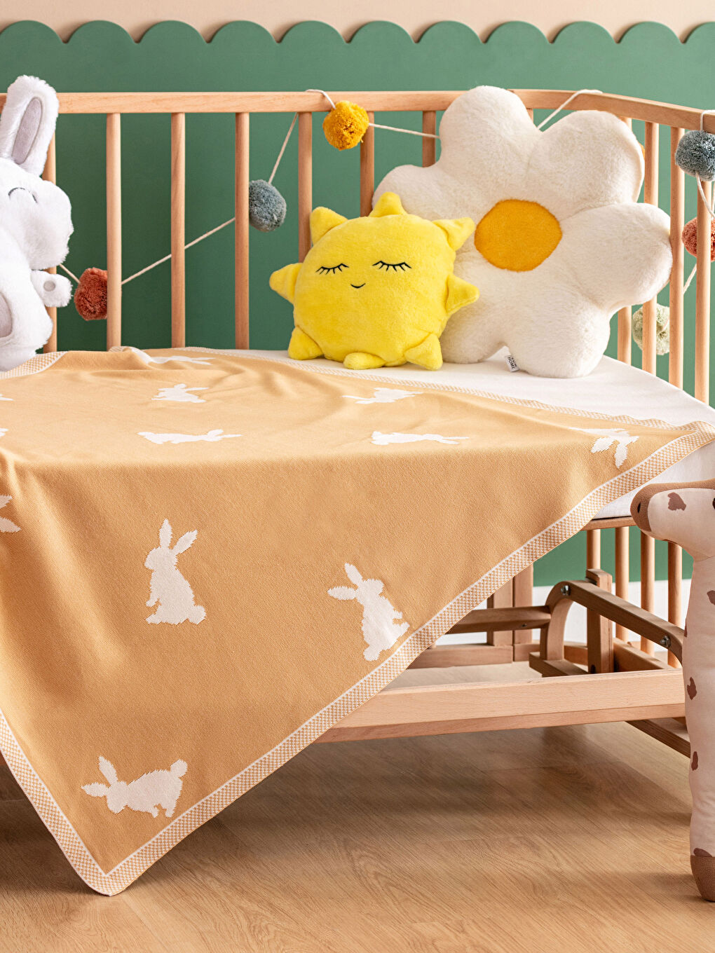 Kahverengi Hayvan Desenli Erkek Bebek Battaniyesi