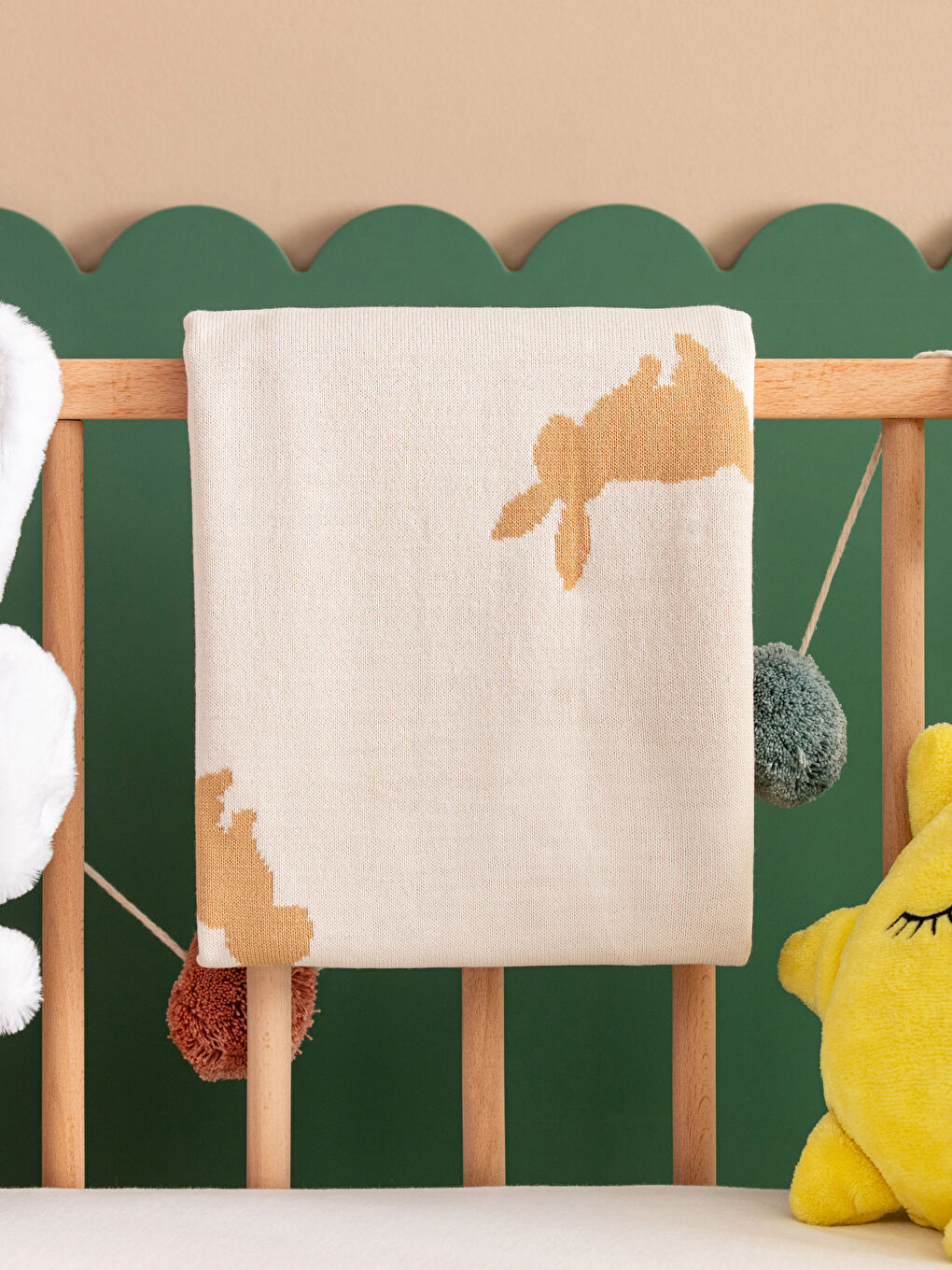 Kahverengi Hayvan Desenli Erkek Bebek Battaniyesi-1