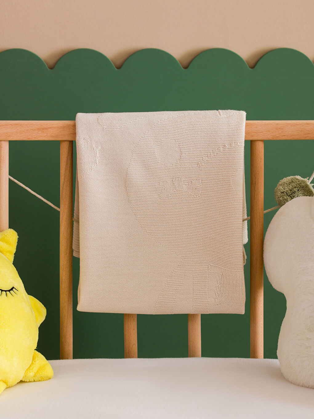 Bej Baskılı Erkek Bebek Battaniyesi-1