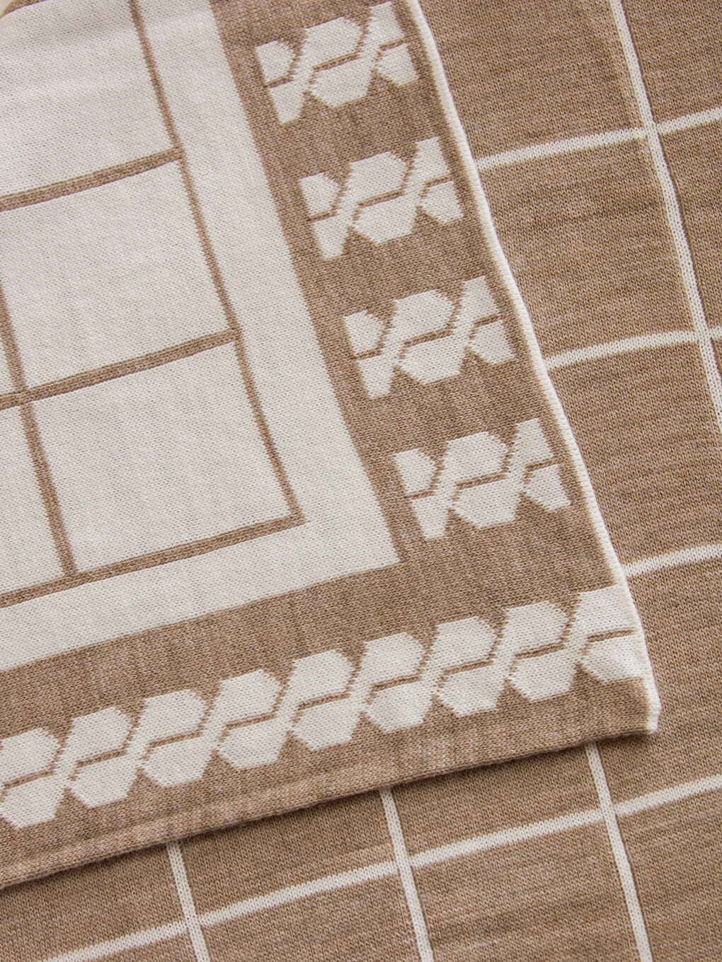 Kahverengi Desenli Erkek Bebek Battaniyesi-3