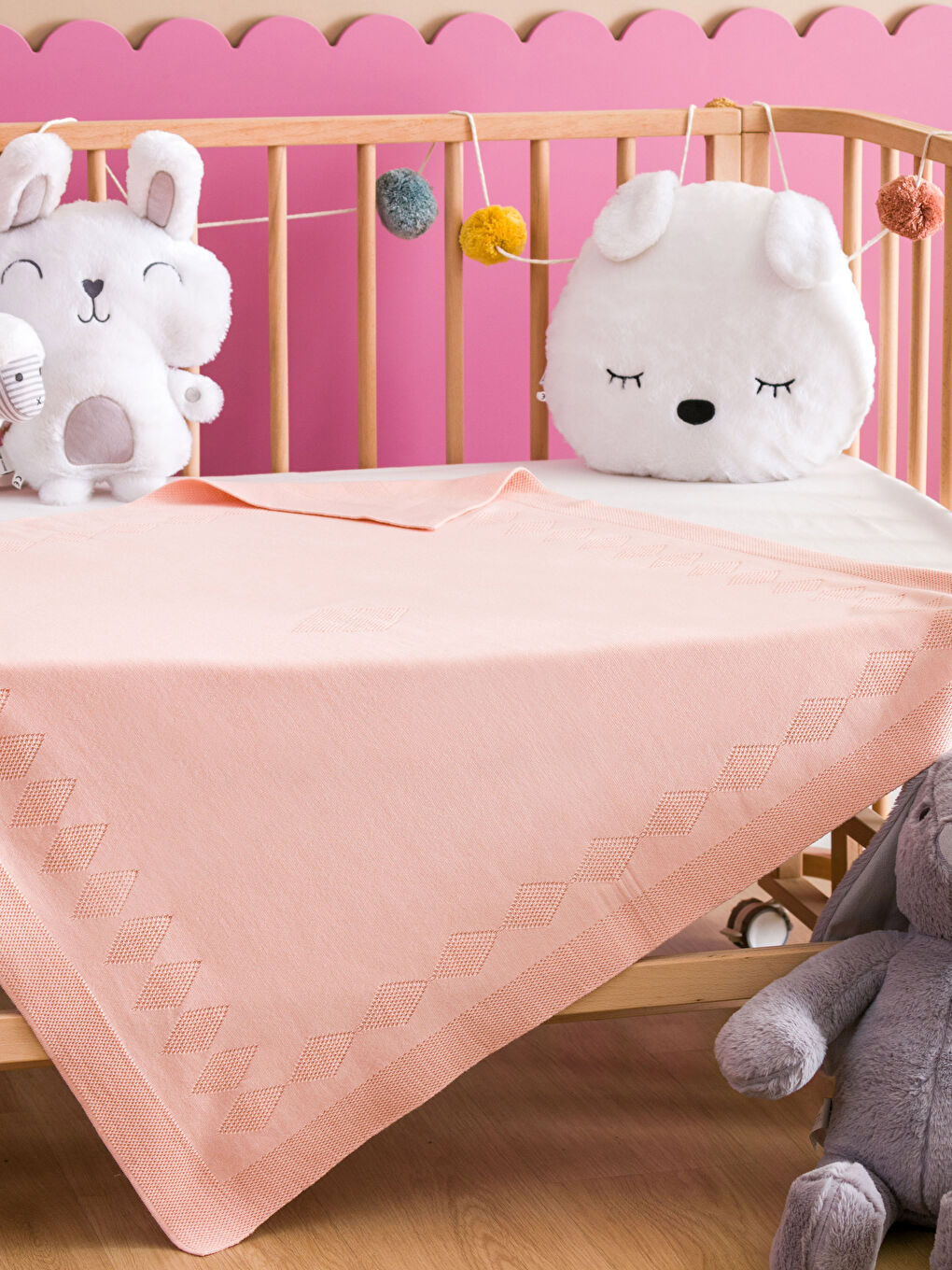 Pembe Desenli Kız Bebek Battaniyesi