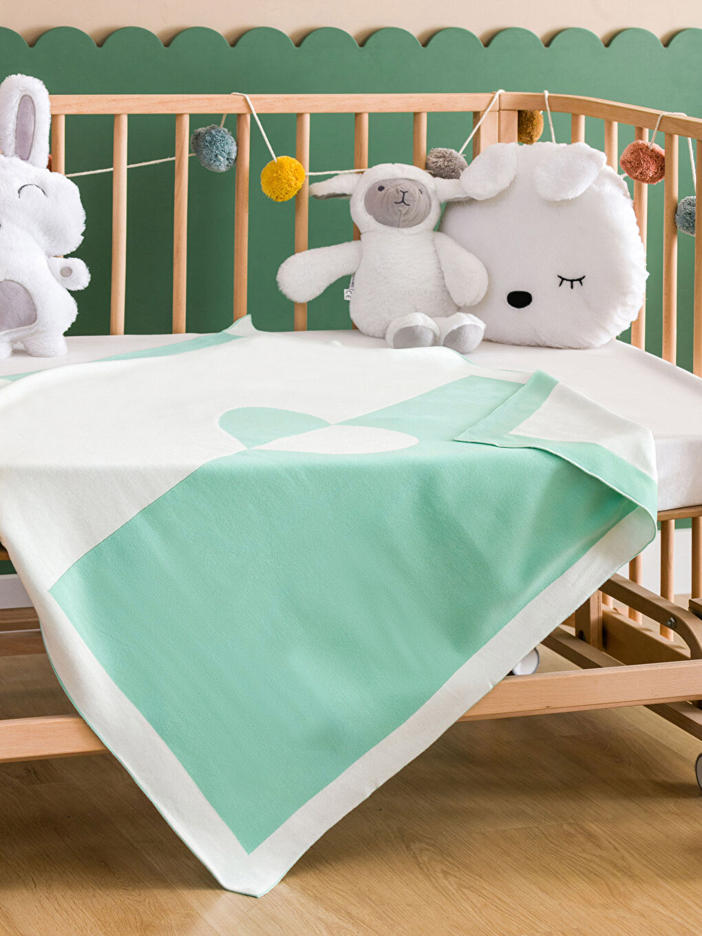 Yeşil Kalp Desenli Kız Bebek Battaniye 85x95 cm