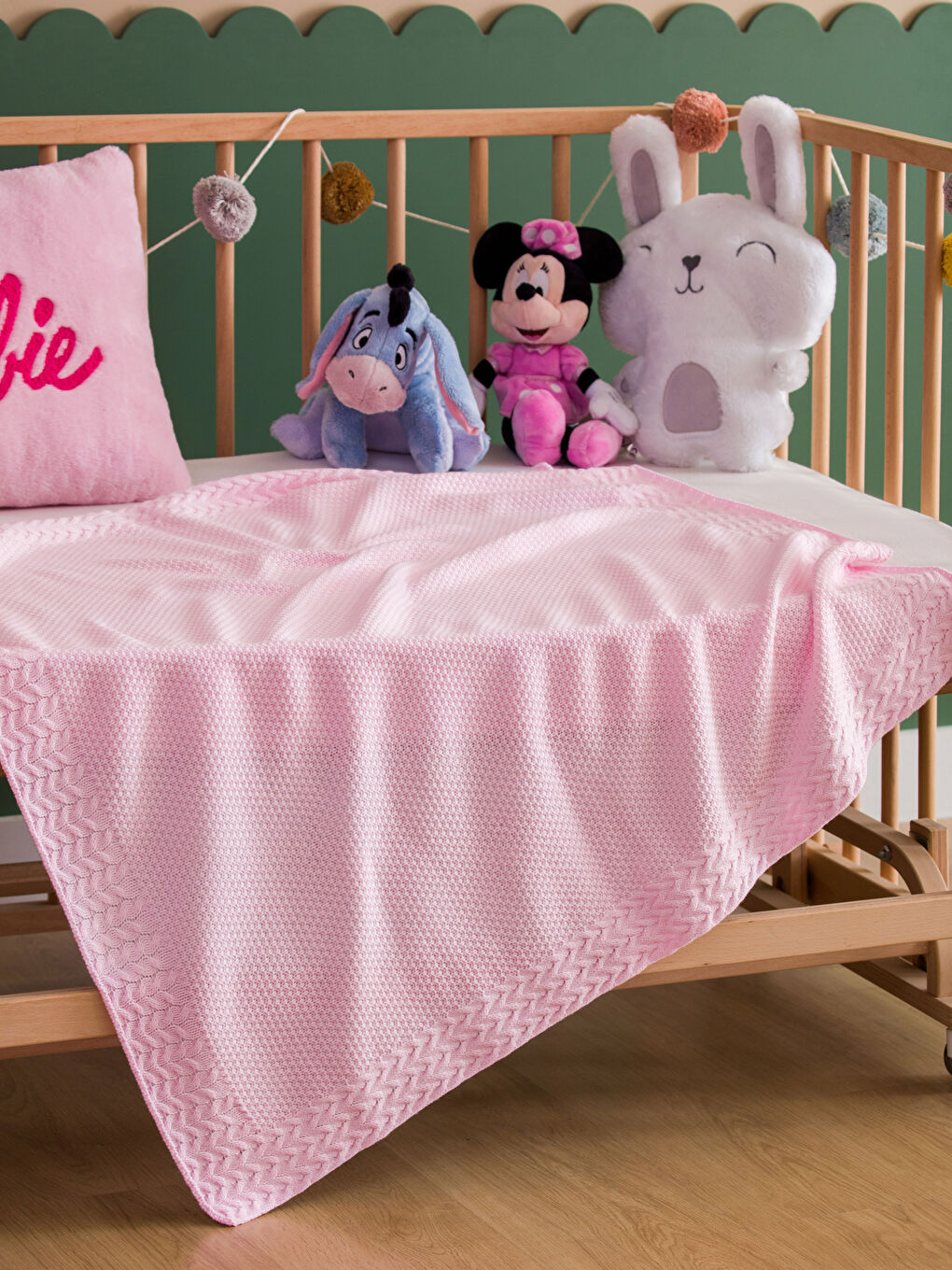 Pembe Desenli Kız Bebek Battaniyesi