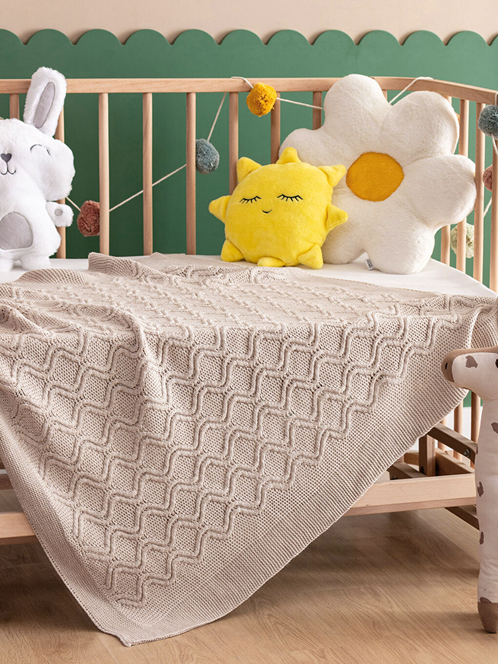 Bej Desenli Kız Bebek Battaniye 85x95 cm