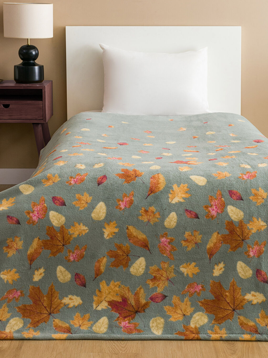 Karışık Desenli Tek Kişilik Battaniye 150x220 cm