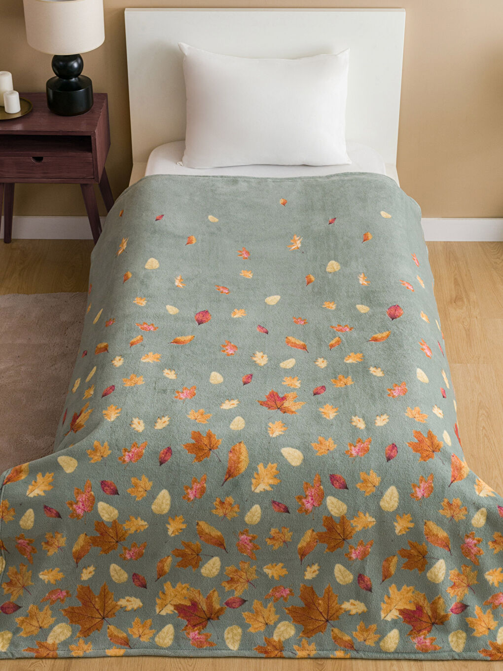 Karışık Desenli Tek Kişilik Battaniye 150x220 cm-1