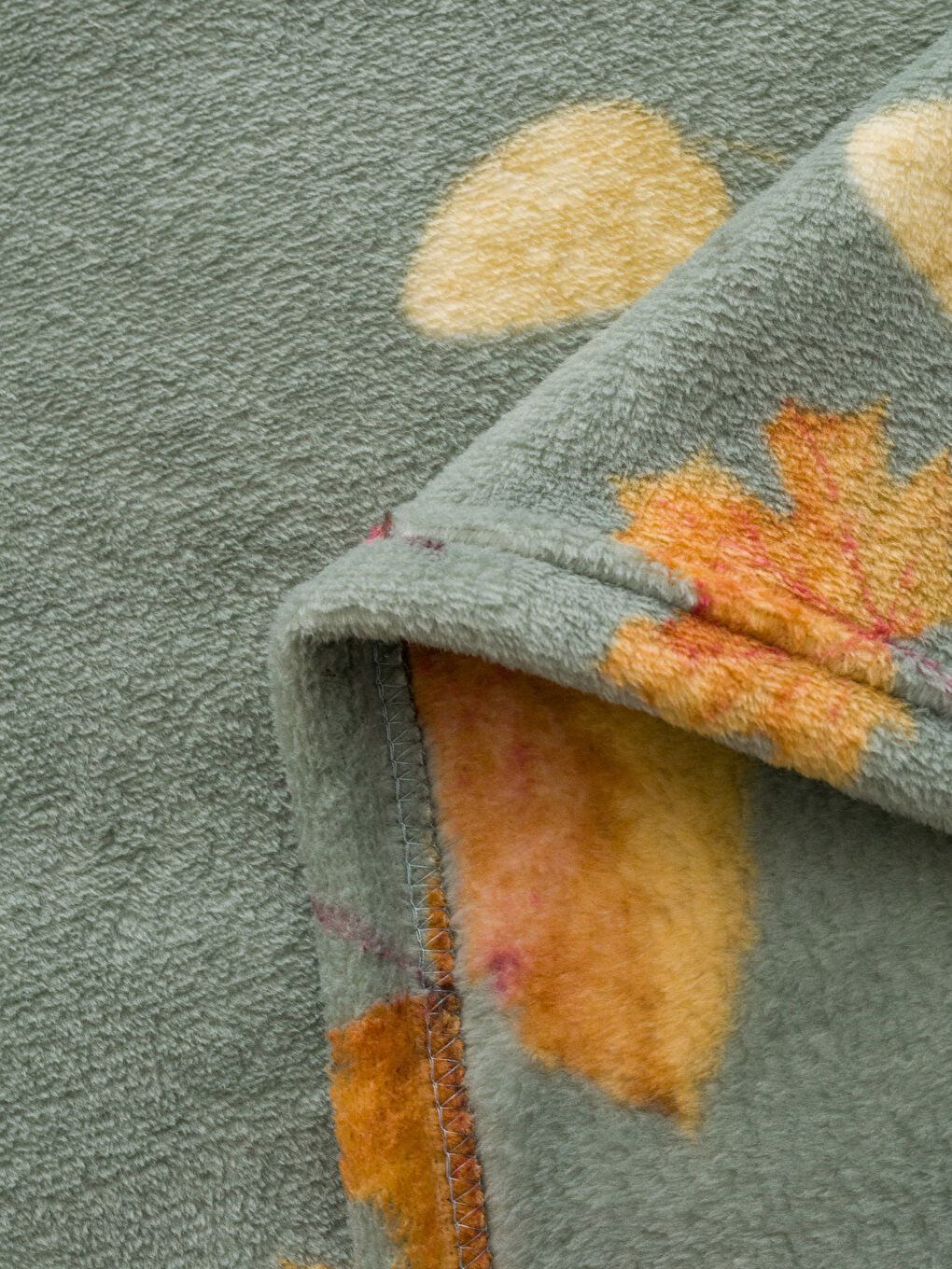 Karışık Desenli Tek Kişilik Battaniye 150x220 cm-3