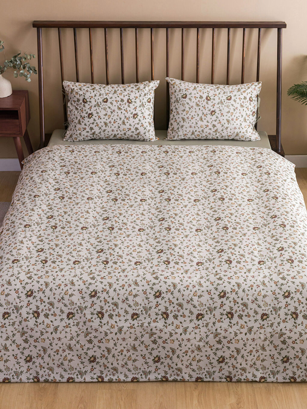 LCW HOME Karişik Çiçek Desenli Çift Kişilik Nevresim Takımı - 1