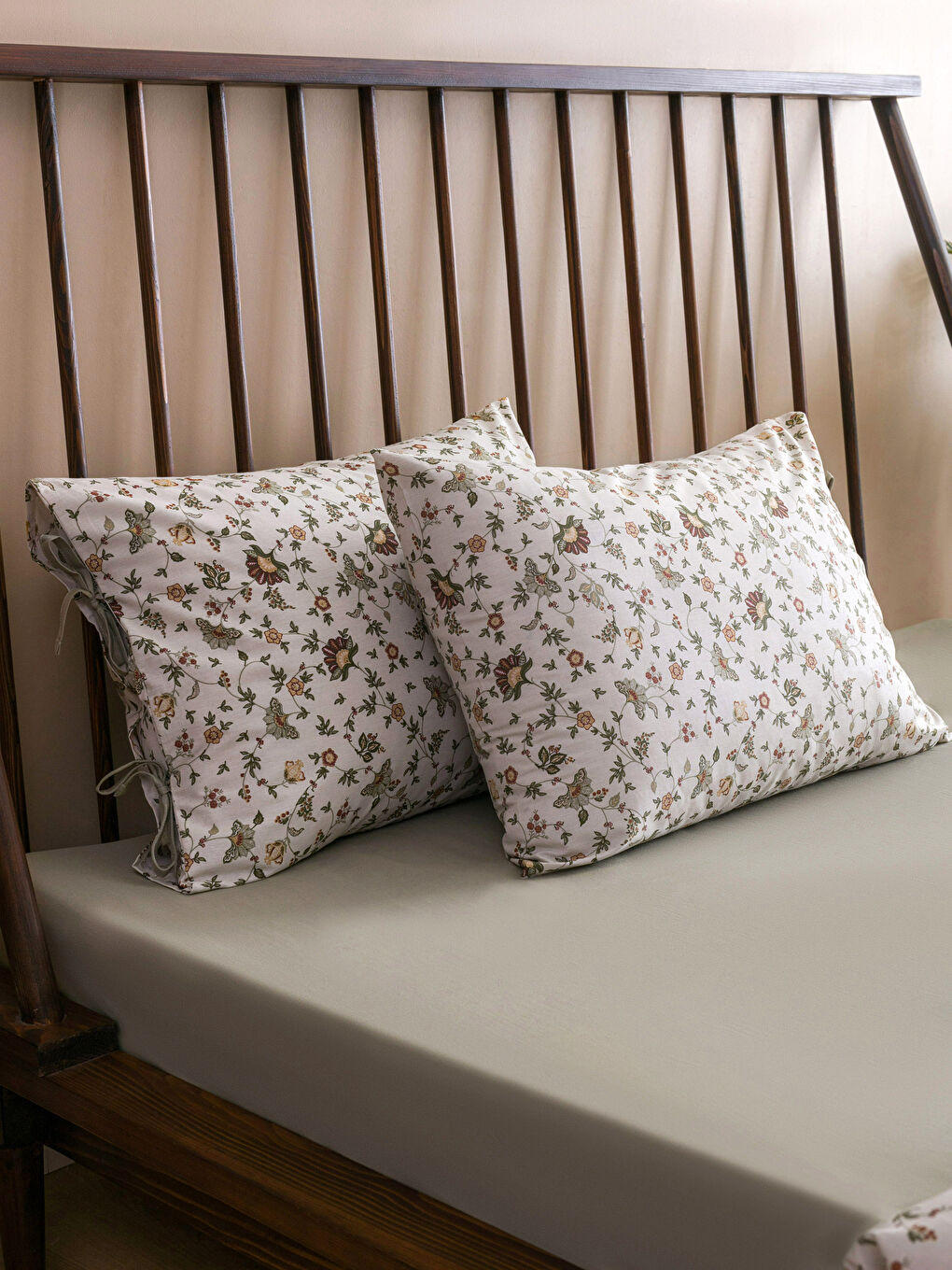 LCW HOME Karişik Çiçek Desenli Çift Kişilik Nevresim Takımı - 2