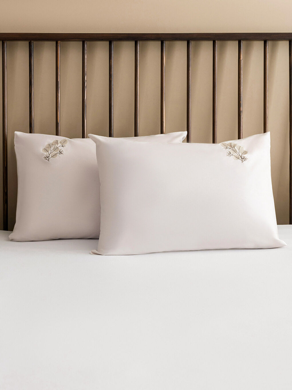 Lcw Home Taie d'oreiller en coton brodée Lot de 2 50x70 cm -W3EU32Z8-F9C