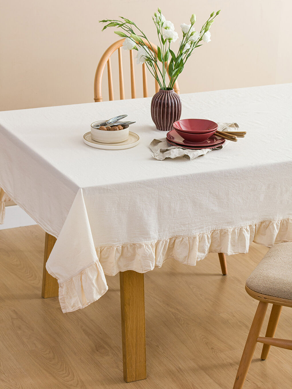 LCW HOME Tasselled Tablecloth 150x200 cm -W3EU52Z8-VGB