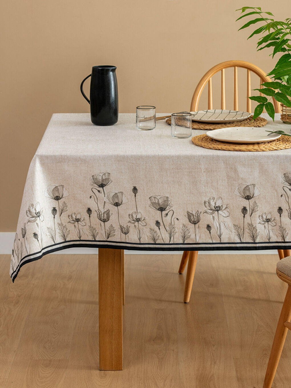 Karışık Çiçek Baskılı Masa Örtüsü 150x200 cm-1