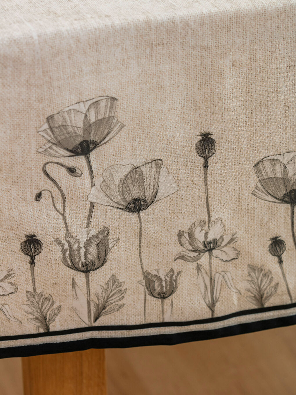 Karışık Çiçek Baskılı Masa Örtüsü 150x200 cm-3