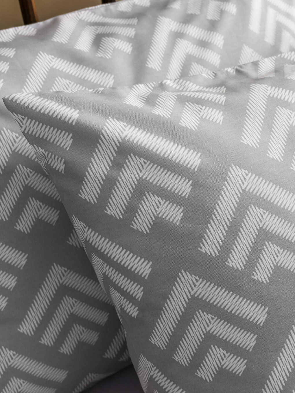 Полный комплект двуспального постельного белья из хлопка с принтом-3