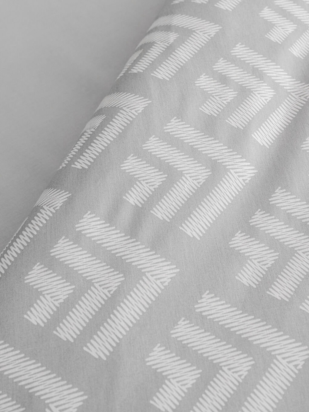 Gri Pamuklu Baskılı Tek Kişilik Nevresim Takımı-5