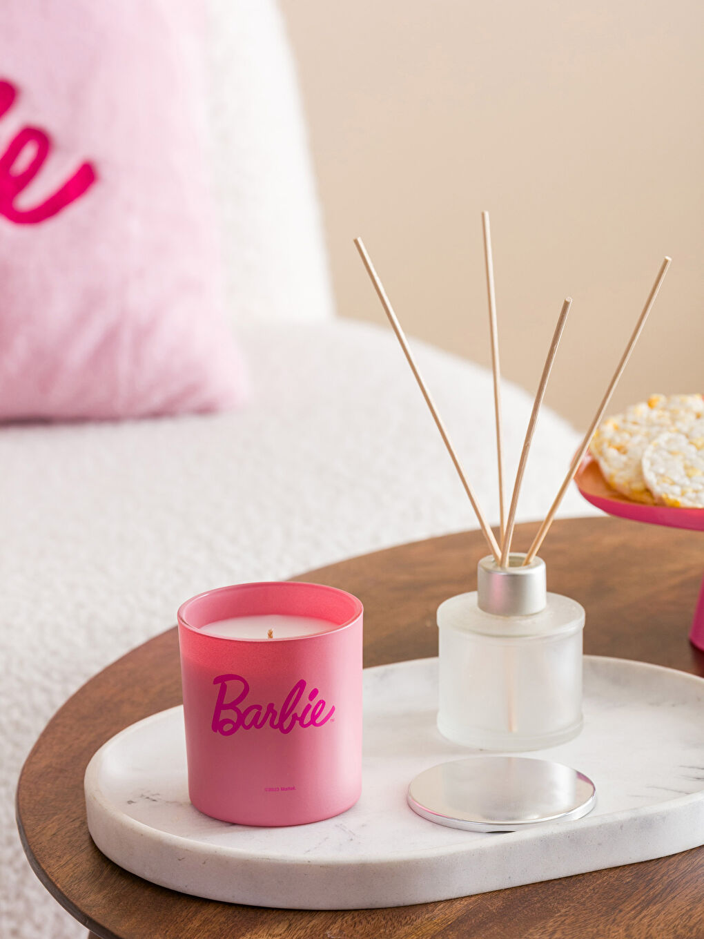 Pembe Barbie Baskılı Kapaklı Mum-1