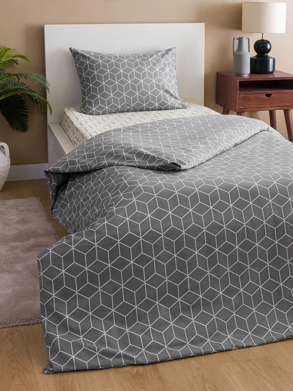 Gri Desenli Pamuklu Tek Kişilik Nevresim Takımı