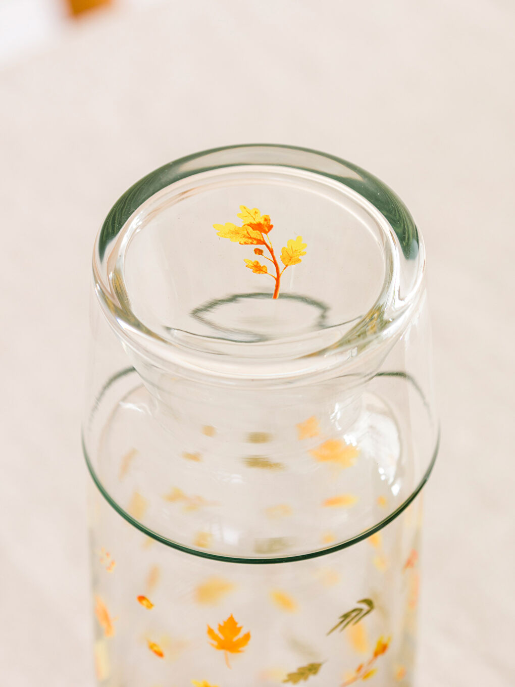 LCW HOME Glass Carafe Pitcher with Printed Glass Lid 700 Ml -W3FC60Z8-F9C