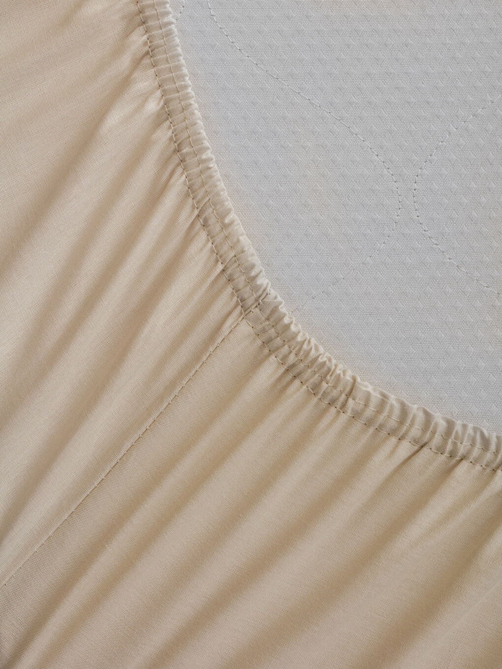 Двухслойная Простыня На Резинке-5