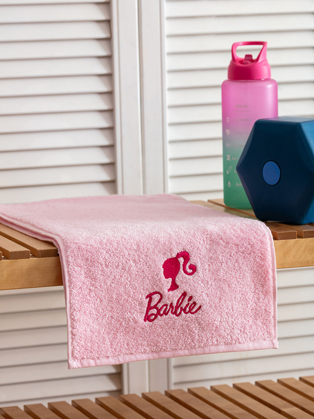 Pembe Barbie Nakışlı Spor Havlusu 30x110 cm-2