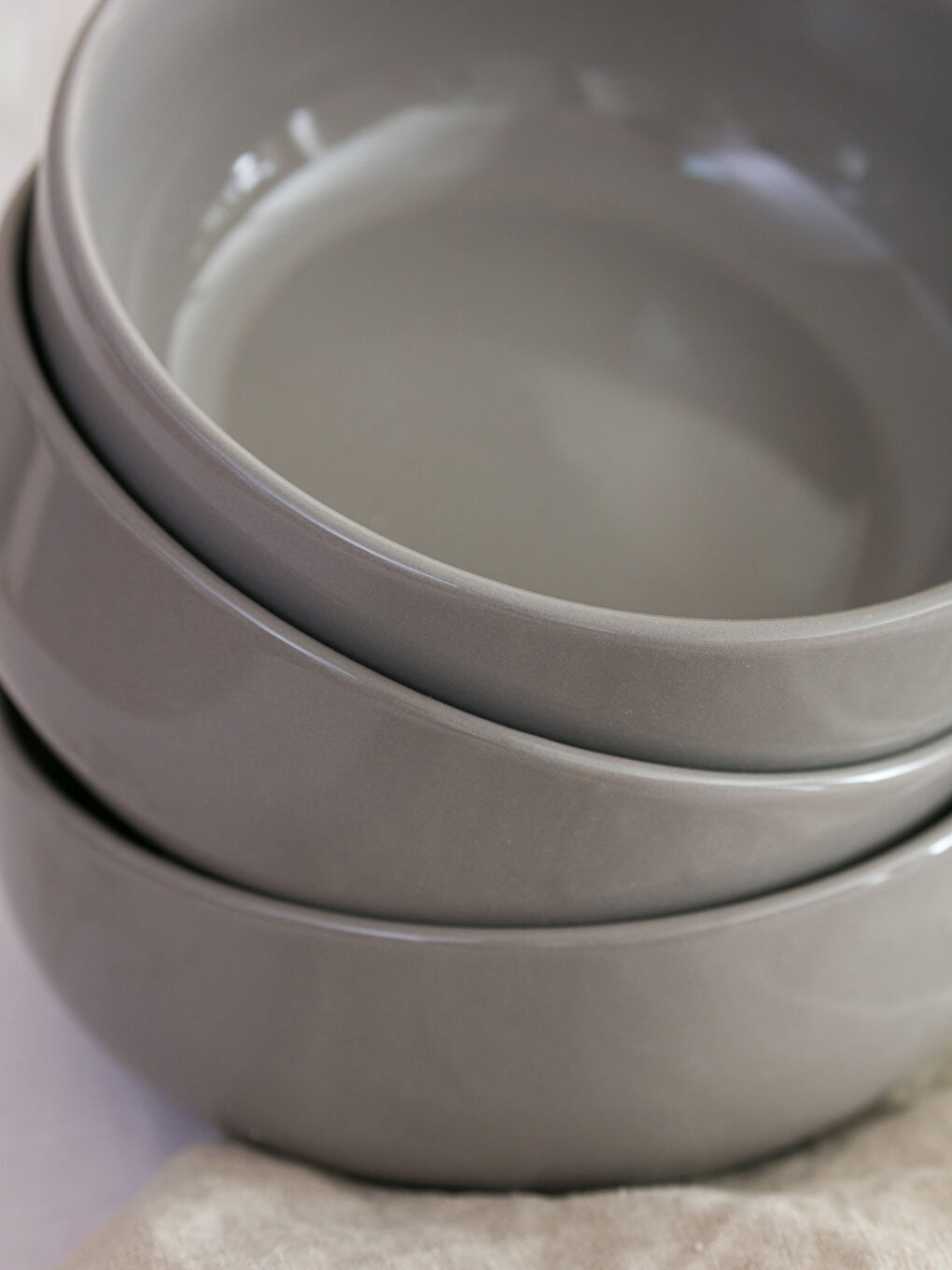 Plain Ceramic Bowl Set of 4-2