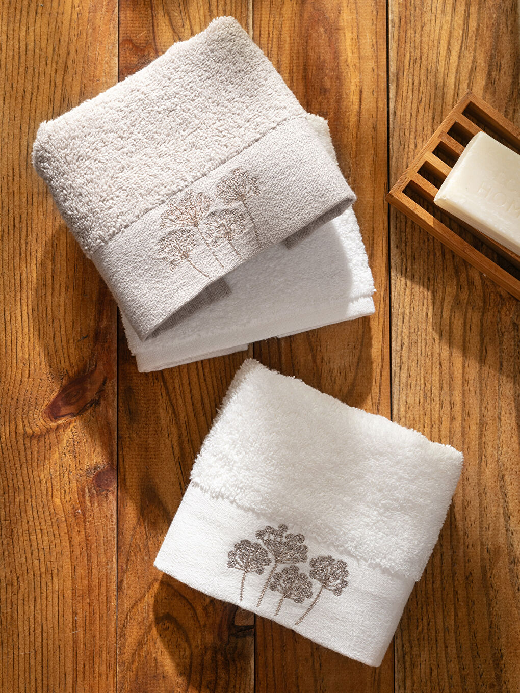 Serviette d'invité brodée Lot de 3 pièces 30x50 cm-2