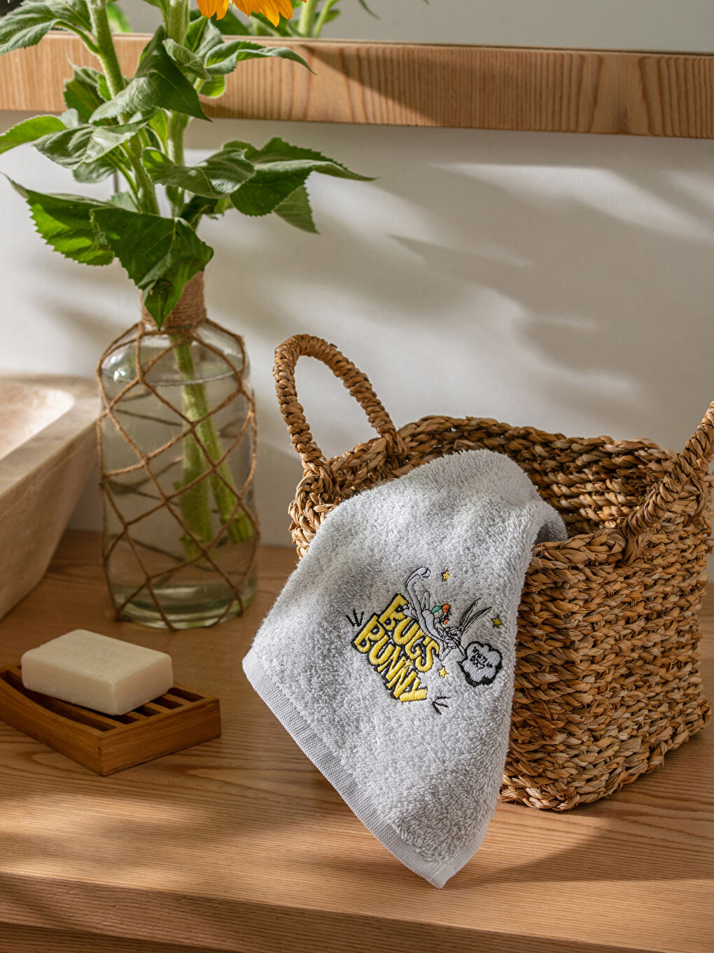 فوط يد مطرزة باغز باني 30x50 سم