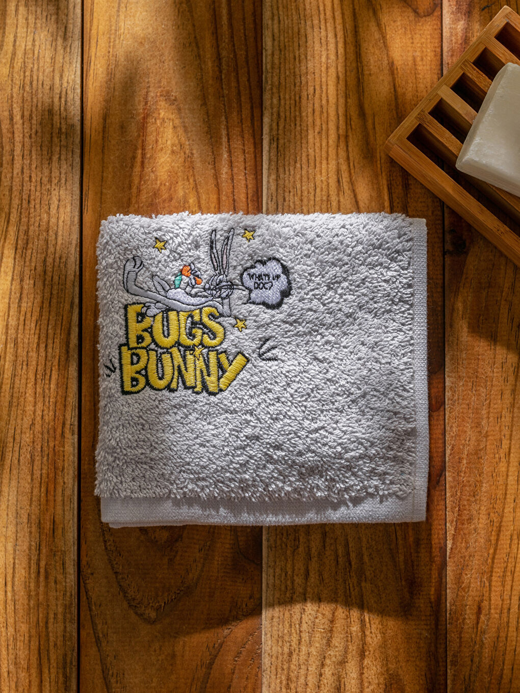 فوط يد مطرزة باغز باني 30x50 سم-2