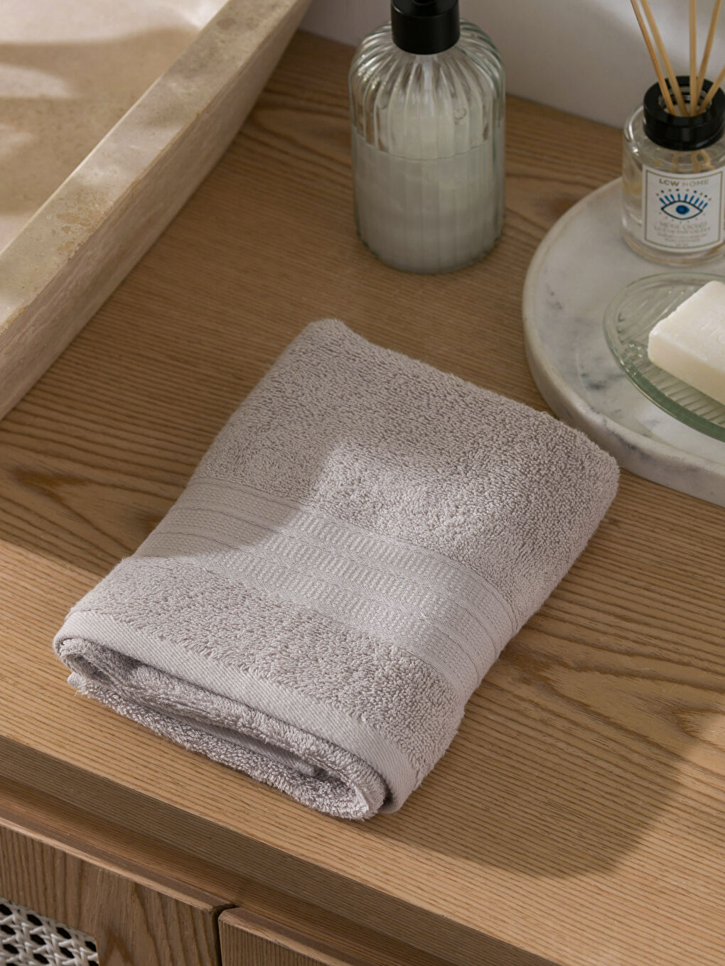 Gri Düz Pamuklu Yüz Havlusu 50x80 cm-1