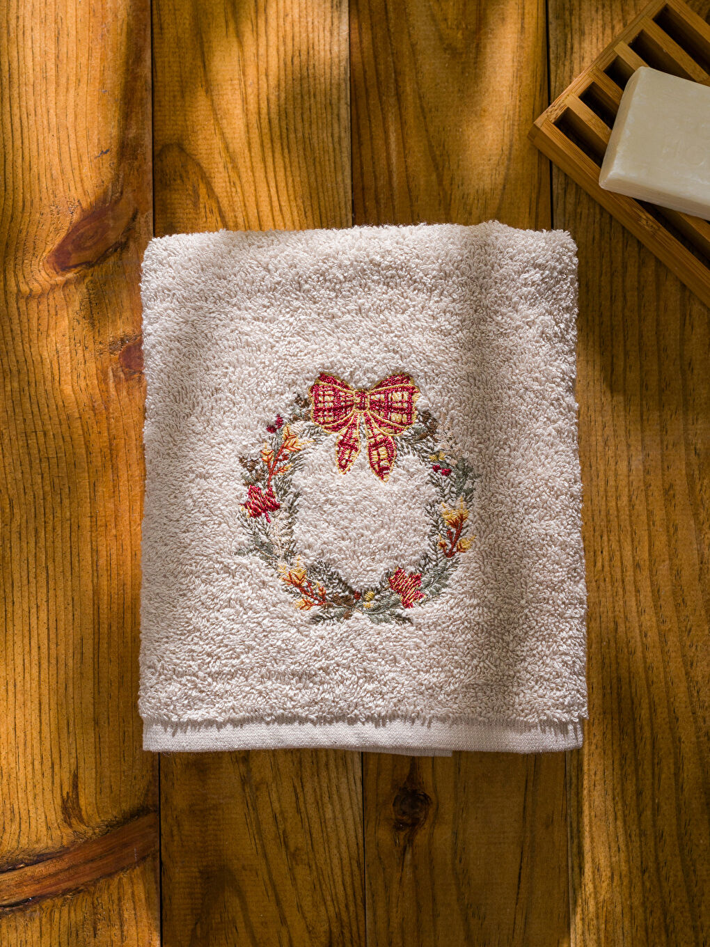 Embroidered Cotton Face Towel 50x80 cm-2