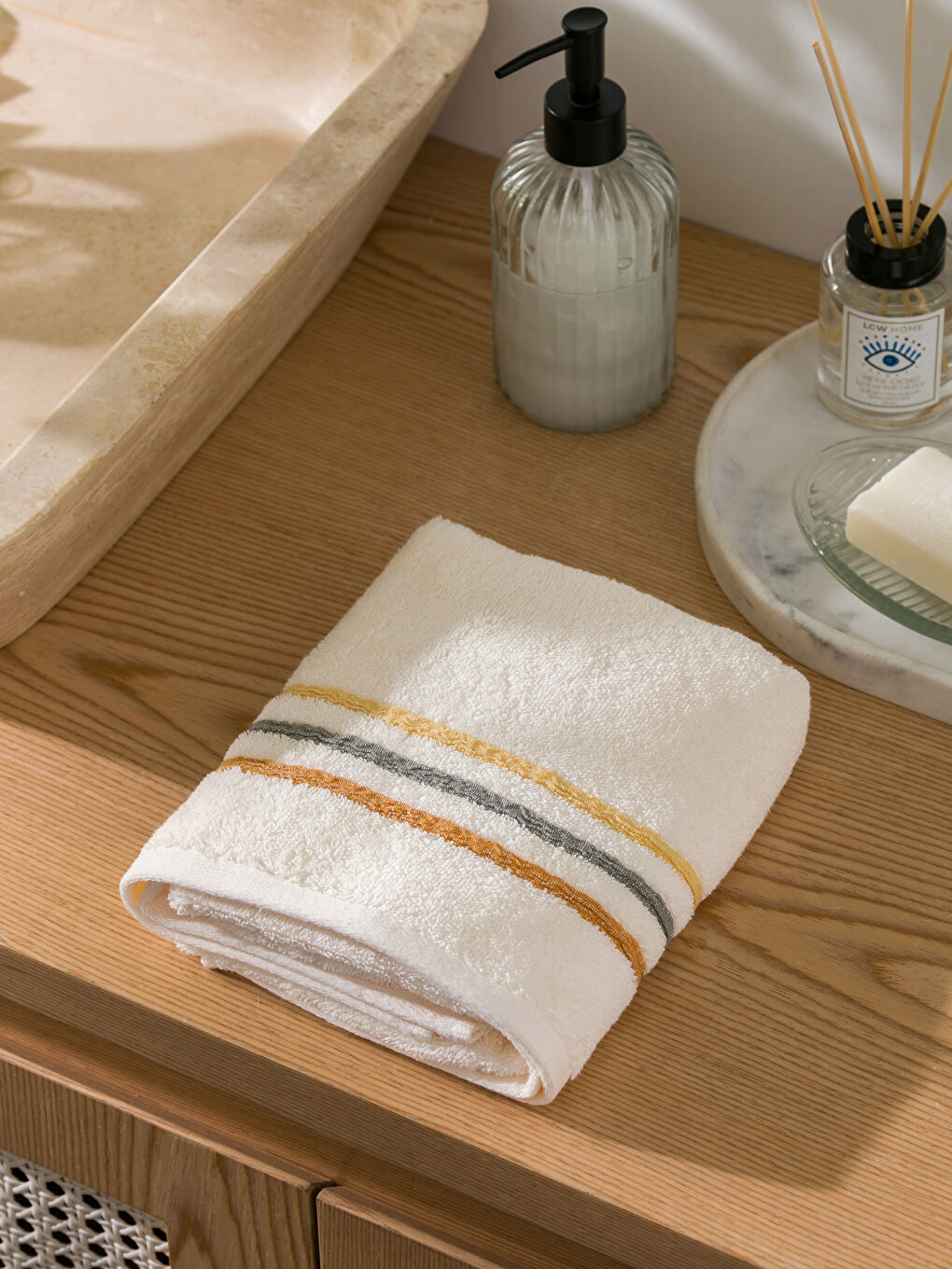 Cotton Embroidered Face Towel 50x80 cm-1